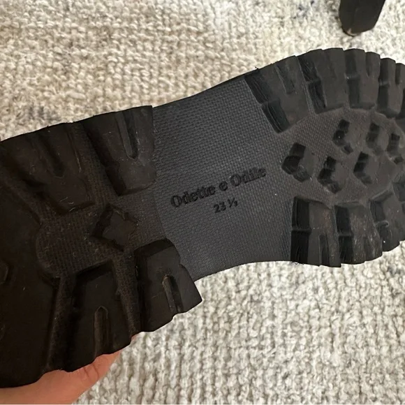 Lug Black Leather Chelsea Boots - Japan - Picture 5 of 6